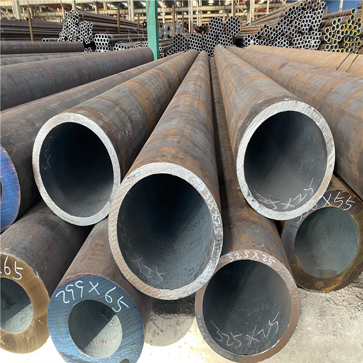 Hot-rolled-carbon-steel-pipe (2).jpg